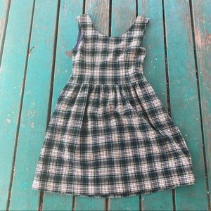 Size 10 vintage plaid Lanz dress 💚